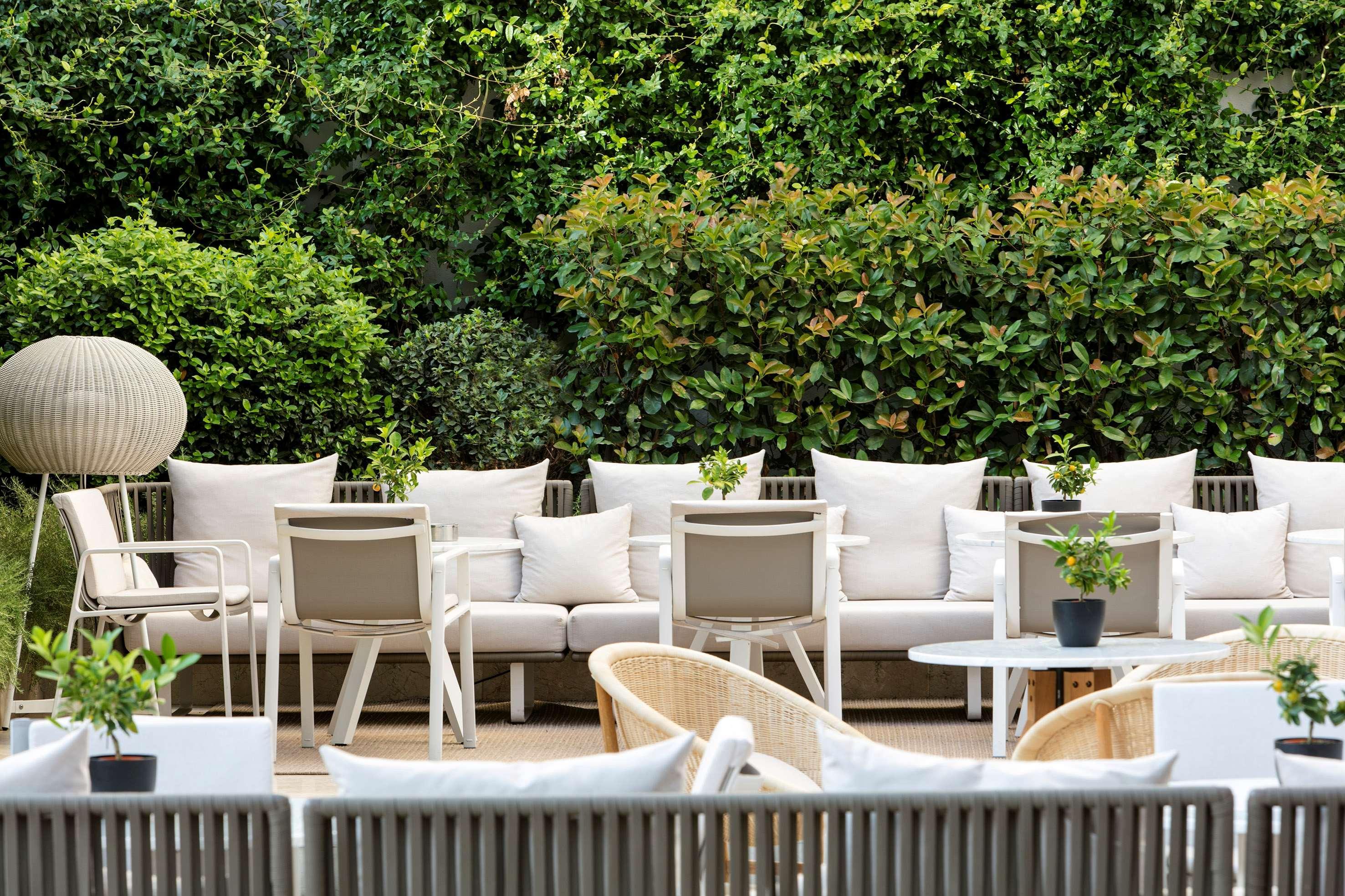 Palacio De Los Duques Gran Melia - The Leading Hotels Of The World Мадрид Экстерьер фото The Terrace at The Ivy Collection