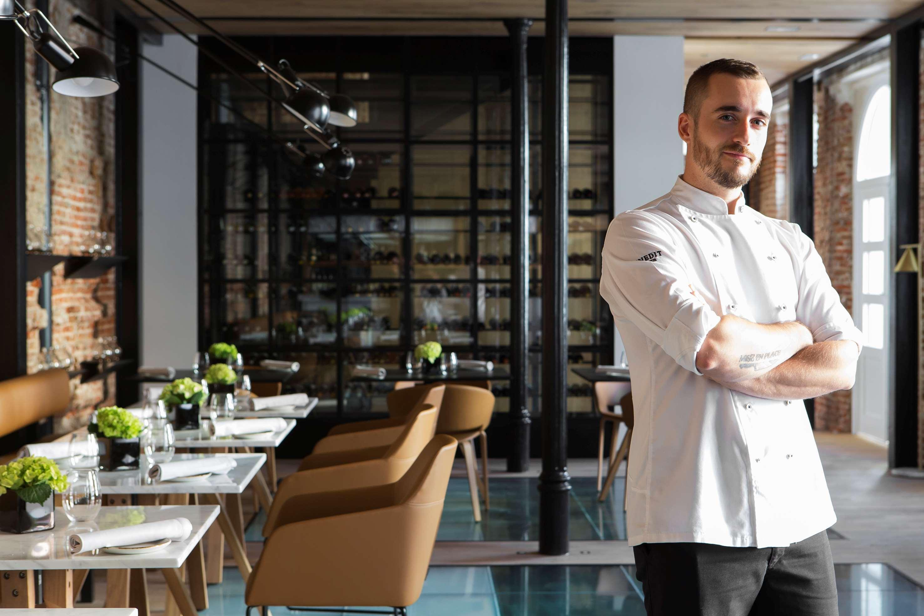 Palacio De Los Duques Gran Melia - The Leading Hotels Of The World Мадрид Экстерьер фото Chef Jason Atherton