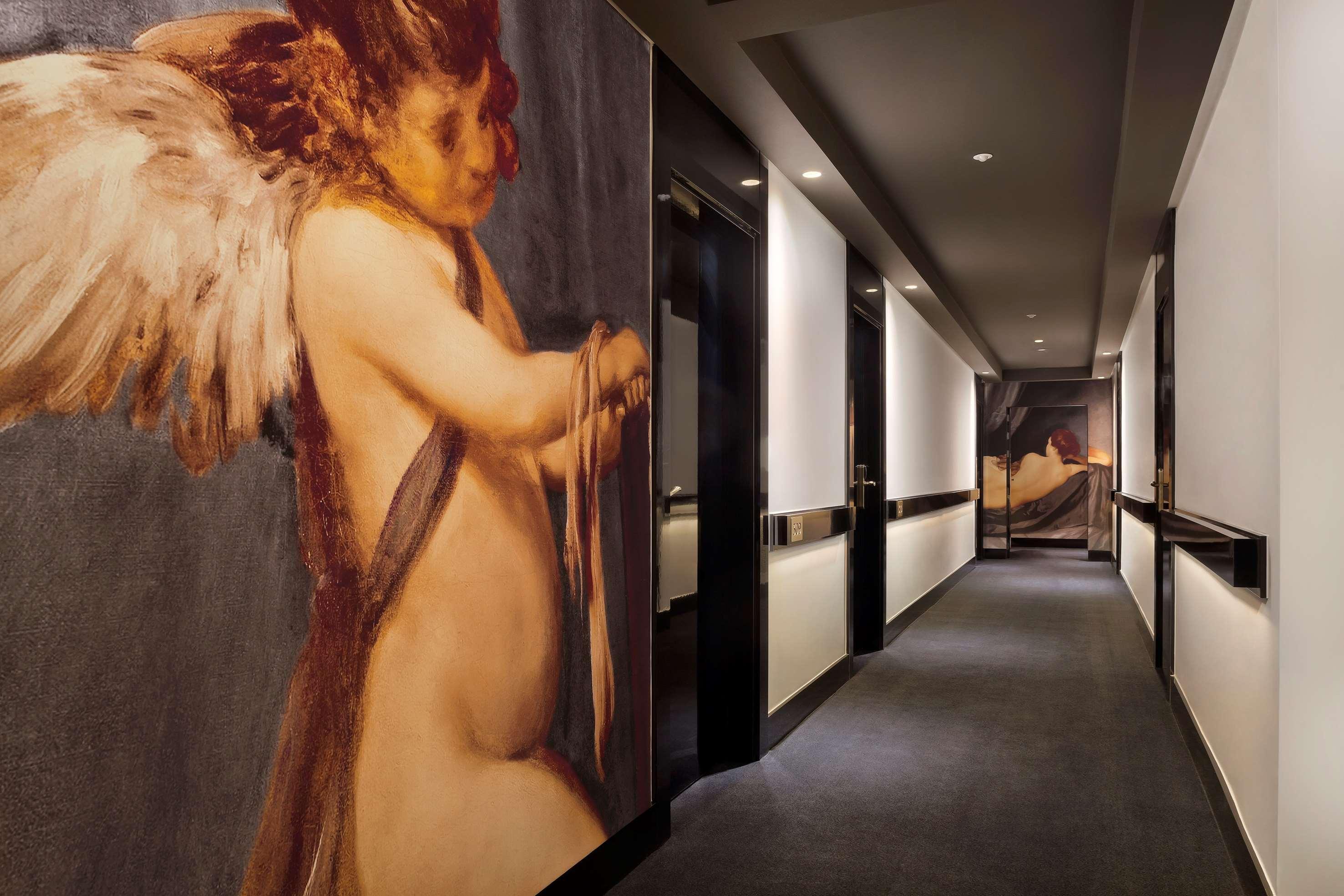 Palacio De Los Duques Gran Melia - The Leading Hotels Of The World Мадрид Экстерьер фото Corridor