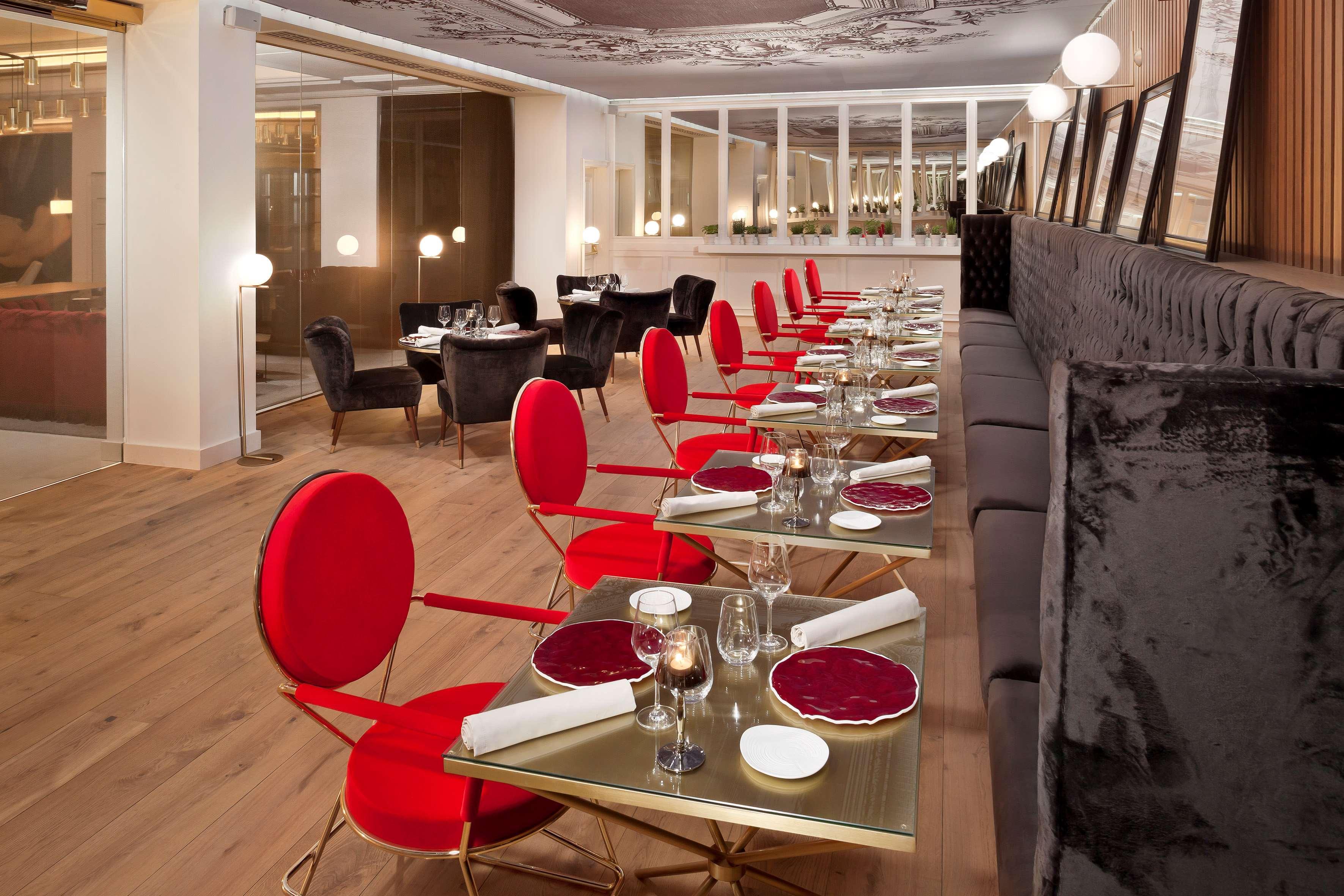 Palacio De Los Duques Gran Melia - The Leading Hotels Of The World Мадрид Экстерьер фото Restaurant