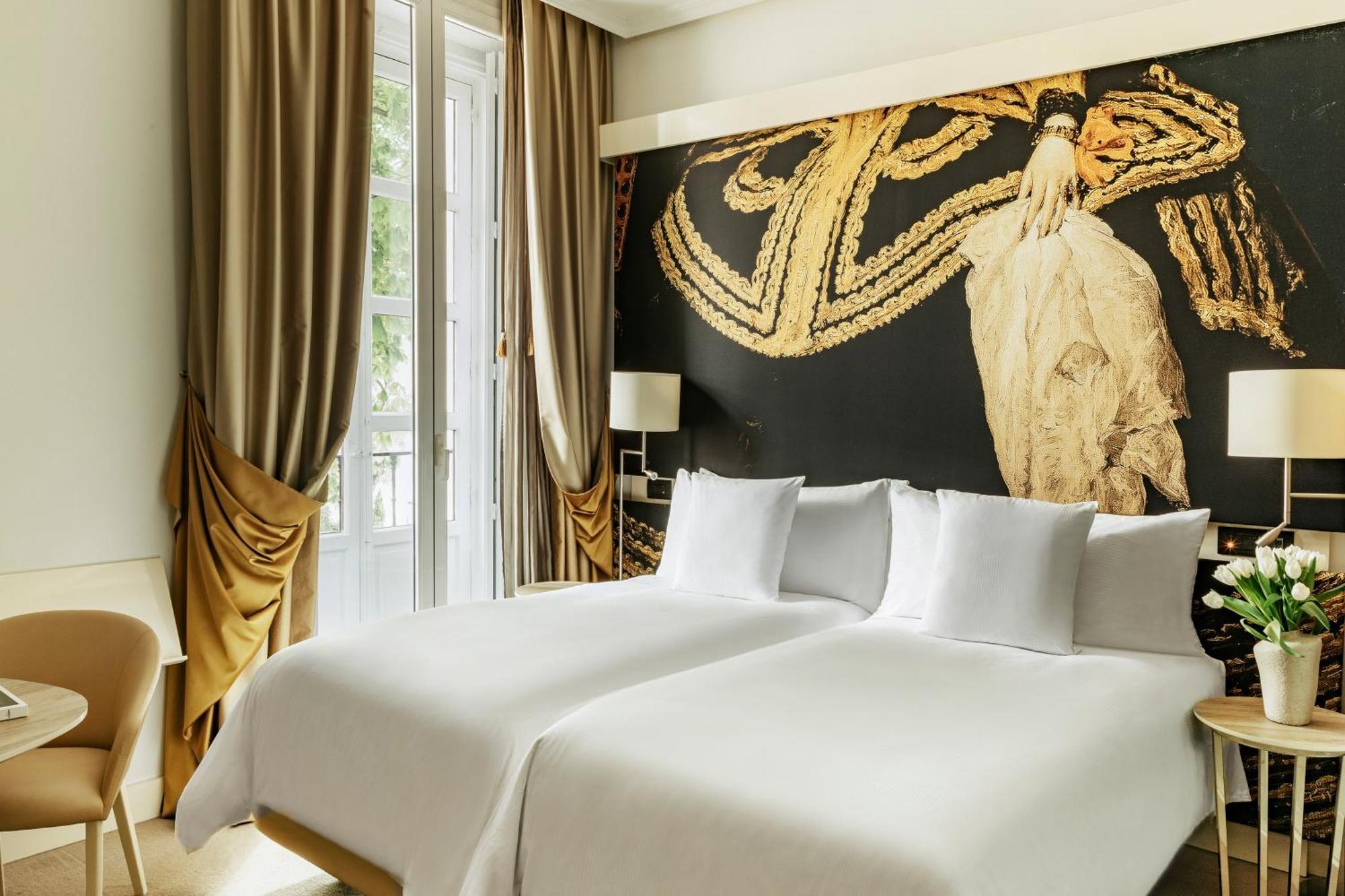 Palacio De Los Duques Gran Melia - The Leading Hotels Of The World Мадрид Экстерьер фото Deluxe room